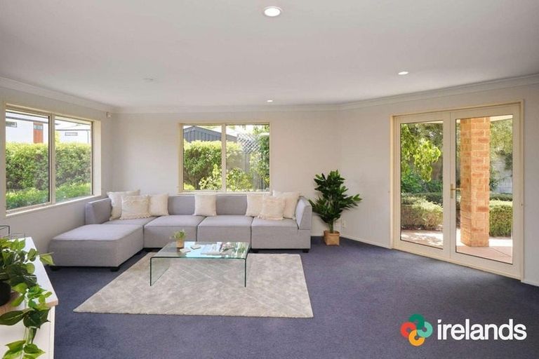 Photo of property in 10 Hendon Street, Edgeware, Christchurch, 8013