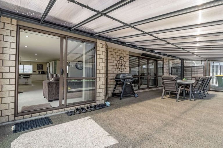 Photo of property in 2 Ahmad Close, Levin, 5510