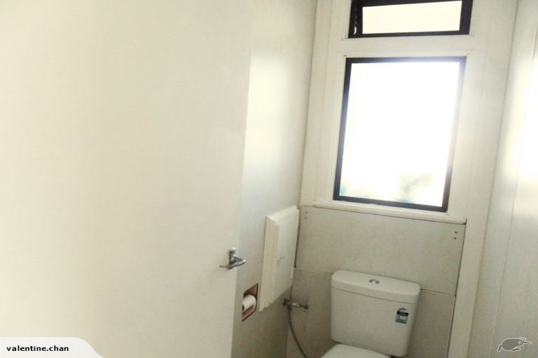 Photo of property in 40 Cunliffe Street, Johnsonville, Wellington, 6037