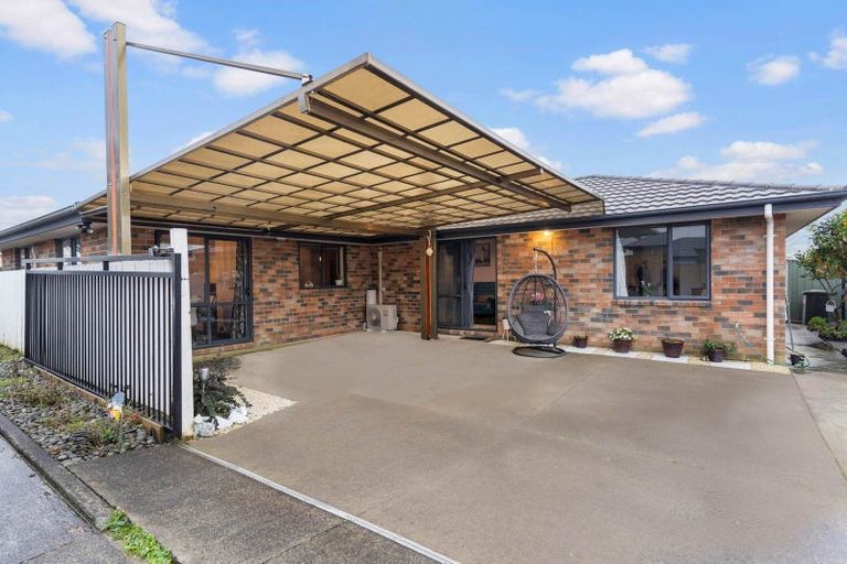 Photo of property in 46 Kayes Road, Pukekohe, 2120