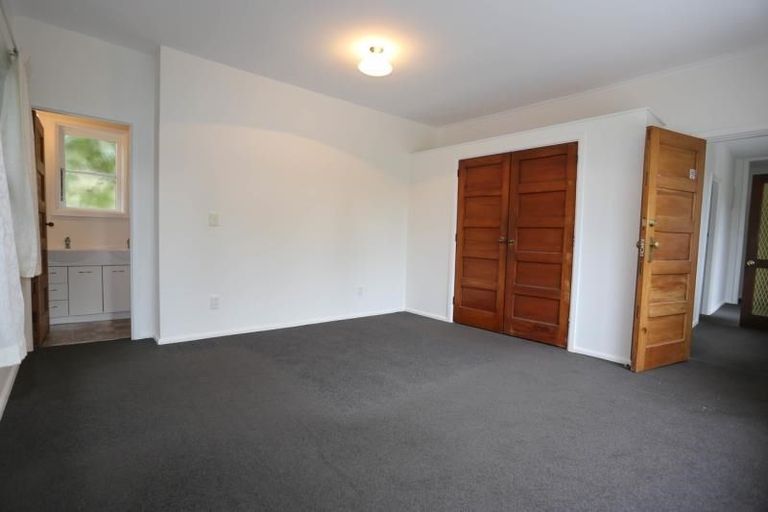 Photo of property in 19 Tika Street, Riccarton, Christchurch, 8041