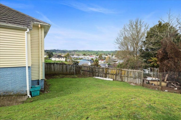 Photo of property in 21 Craig Terrace, Te Kuiti, 3910