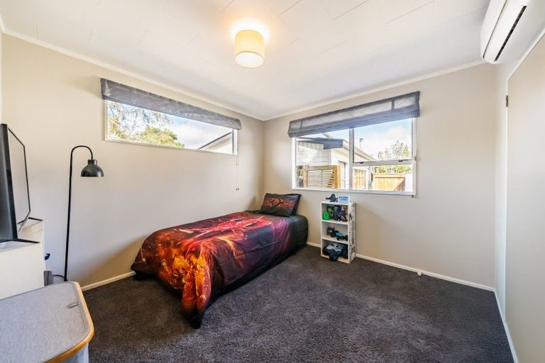 Photo of property in 19 Denver Grove, Totara Park, Upper Hutt, 5018