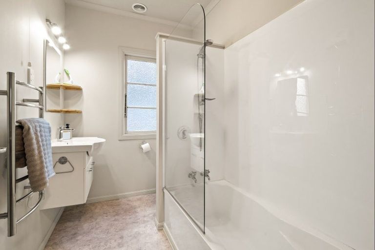 Photo of property in 89 Blanket Bay Road, Sawyers Bay, Port Chalmers, 9023