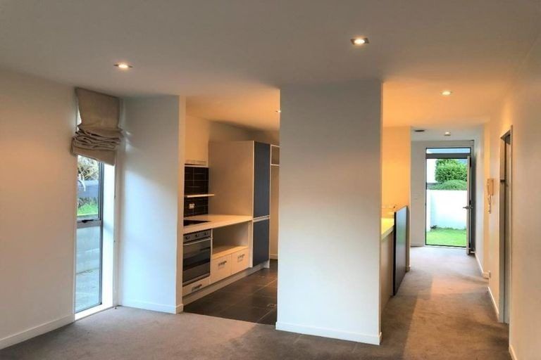 Photo of property in Altar Apartments, 31/120 Rintoul Street, Newtown, Wellington, 6021