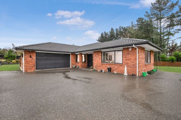 Photo of property in 7 Lough Bourne Drive, Pukekohe, 2120