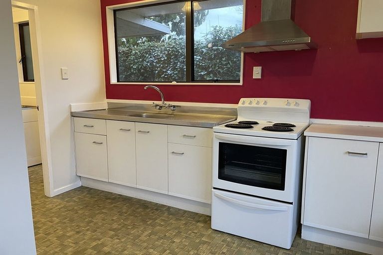 Photo of property in 13 Somme Crescent, Hillcrest, Hamilton, 3216