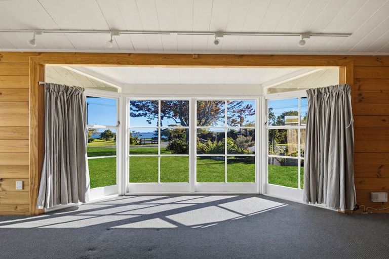 Photo of property in 20 Willow Avenue, Hannahs Bay, Rotorua, 3010