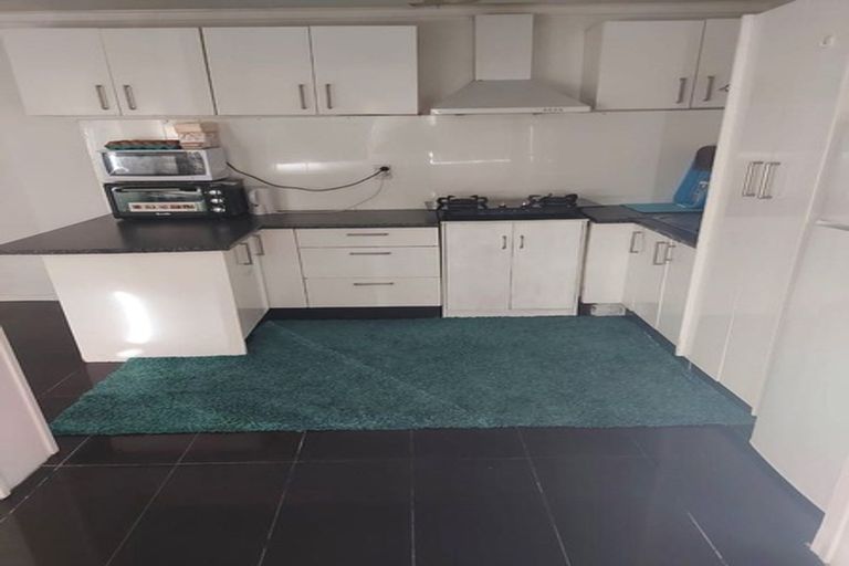 Photo of property in 9 Beaufort Place, Papatoetoe, Auckland, 2025