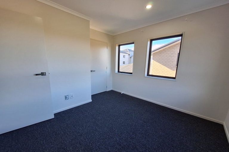 Photo of property in 1/5 Wallson Crescent, Wiri, Auckland, 2104