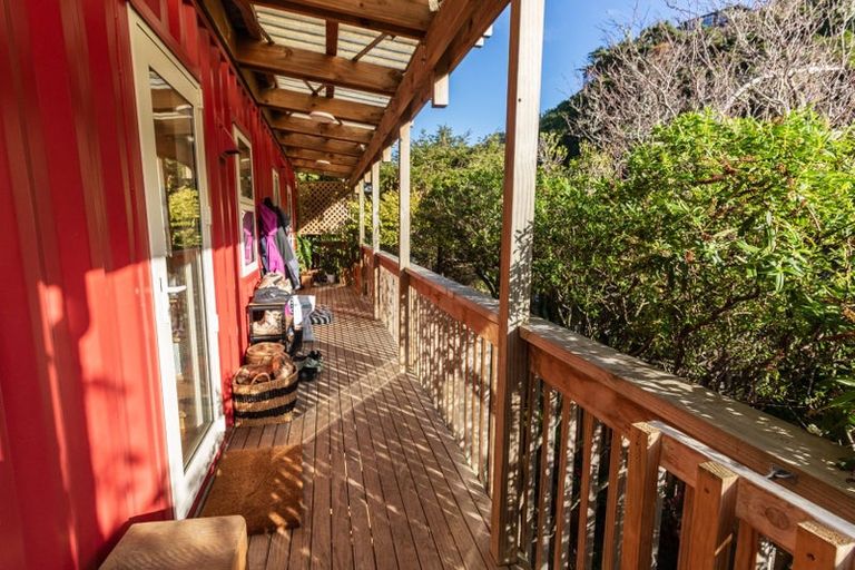 Photo of property in 2a Borlase Street, Brooklyn, Wellington, 6021