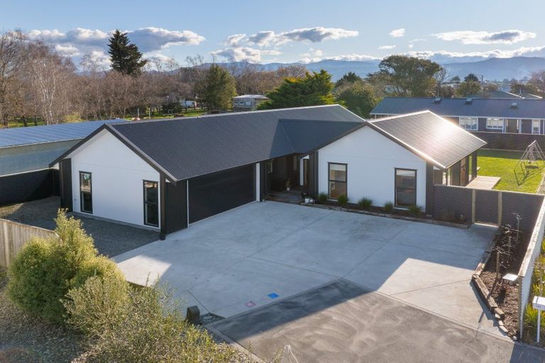 Photo of property in 17c Madison Street, Carterton, 5713