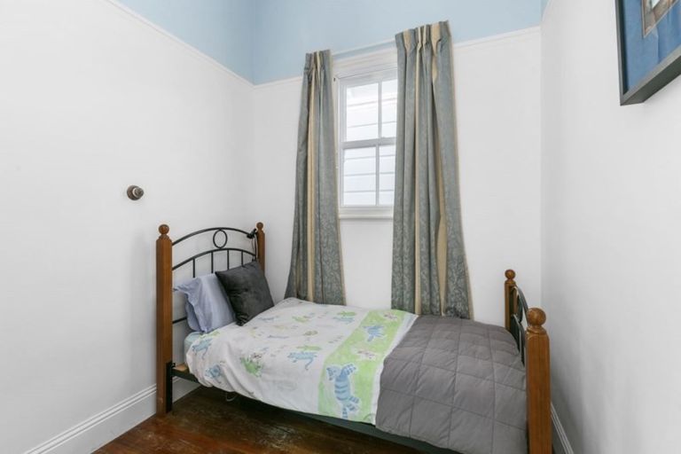 Photo of property in 70 Wright Street, Mount Cook, Wellington, 6021