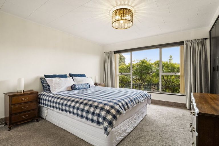 Photo of property in 62 Easther Crescent, Kew, Dunedin, 9012