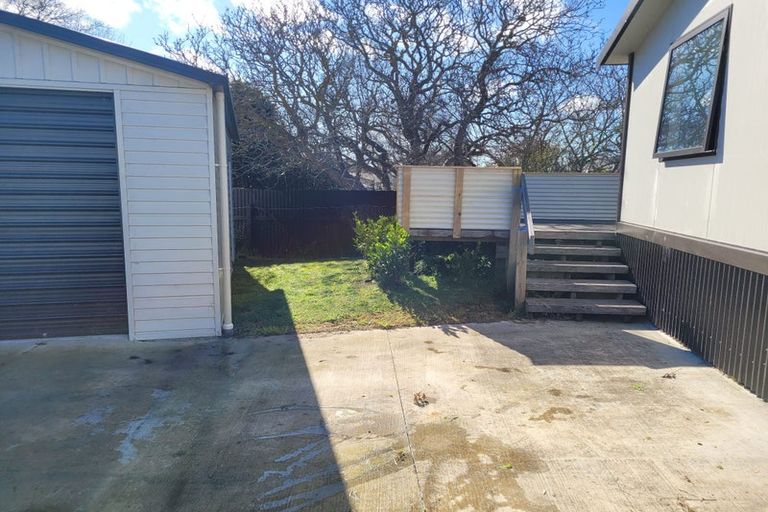 Photo of property in 12 Victory Place, Aramoho, Whanganui, 4500