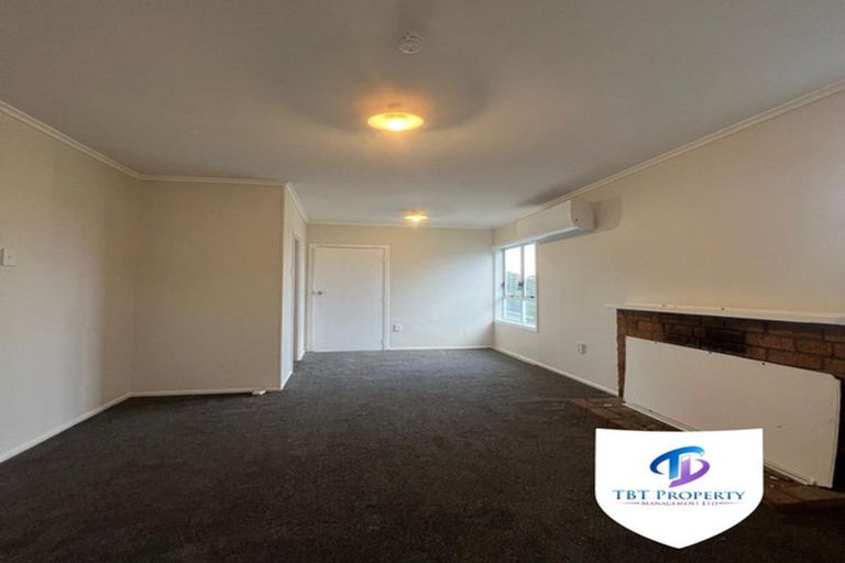 Photo of property in 145 Rosier Road, Glen Eden, Auckland, 0602