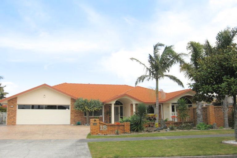 Photo of property in 18 Monterey Key, Papamoa Beach, Papamoa, 3118