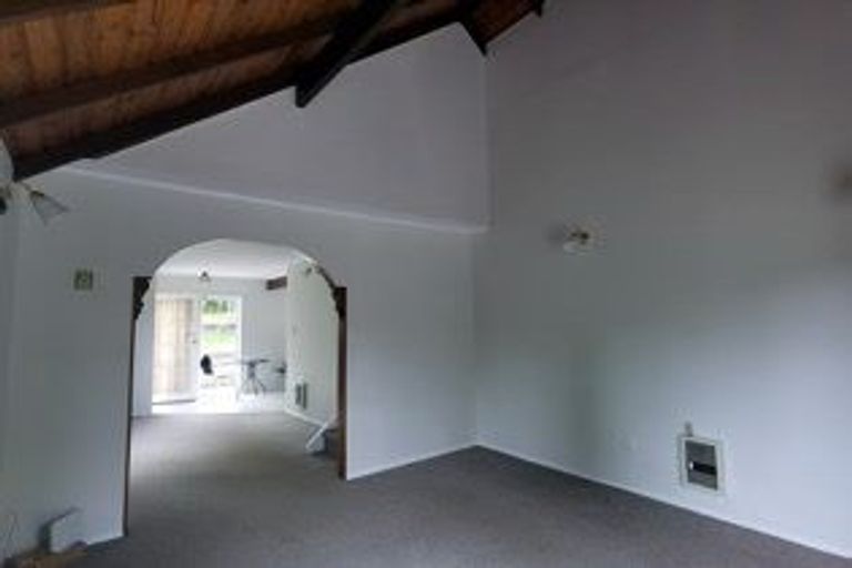 Photo of property in 26 Richards Avenue, Forrest Hill, Auckland, 0620