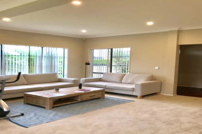 Photo of property in 13 Malahide Drive, Flat Bush, Auckland, 2019