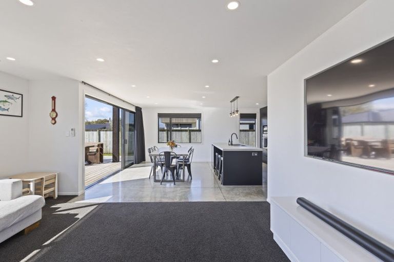 Photo of property in 29 Smith Street, Lepperton, New Plymouth, 4373