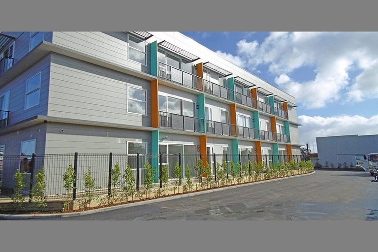 Photo of property in 19 Charles Street, Papatoetoe, Auckland, 2025