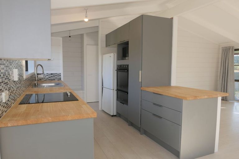 Photo of property in 1 Makora Road, Otaihanga, Paraparaumu, 5036