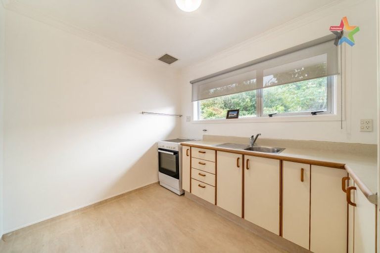 Photo of property in 244 Waiwhetu Road, Waterloo, Lower Hutt, 5011