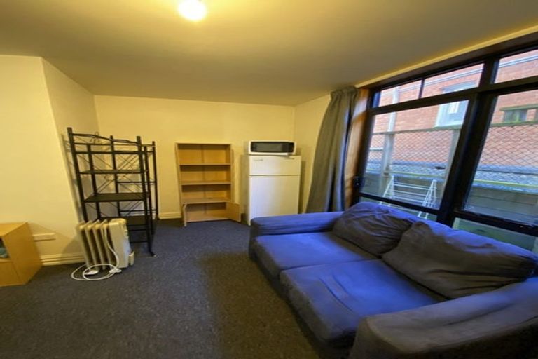 Photo of property in 1/63 Queen Street, North Dunedin, Dunedin, 9016
