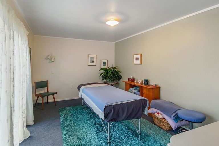 Photo of property in 238 Western Hills Drive, Avenues, Whangarei, 0110