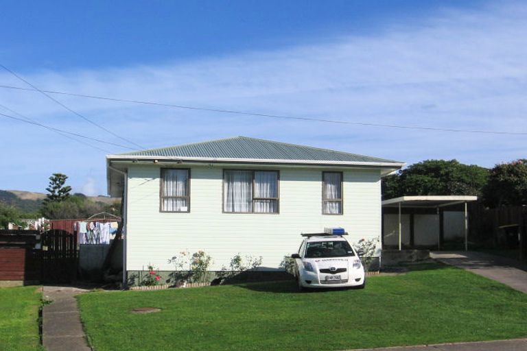 Photo of property in 126 Te Pene Avenue, Titahi Bay, Porirua, 5022