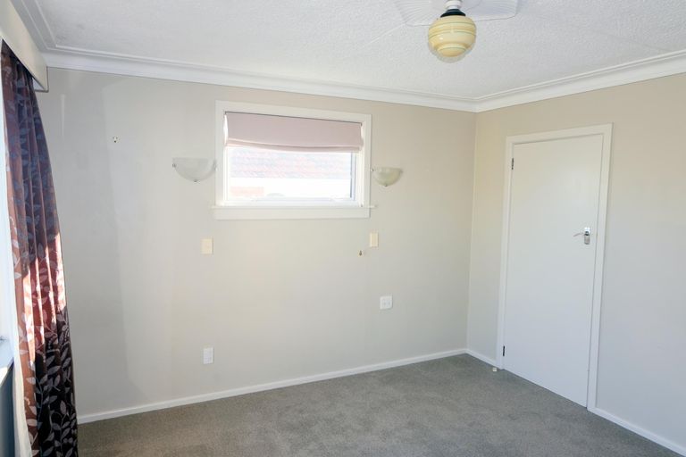 Photo of property in 21 Tamar Street, South Hill, Oamaru, 9400