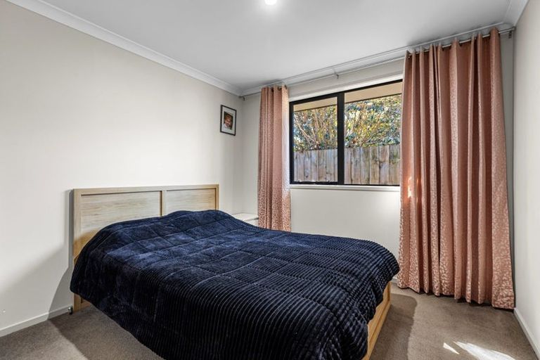 Photo of property in 8 Ballintoy Park Drive, Welcome Bay, Tauranga, 3175