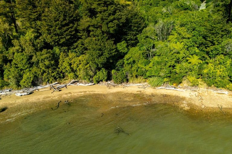 Photo of property in 780 Queen Charlotte Drive, Havelock, Picton, 7281