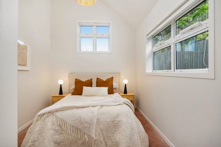 Photo of property in 25a Tui Street, Mount Maunganui, 3116