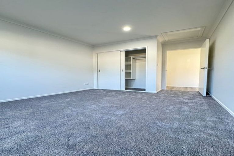 Photo of property in 100a Everglade Drive, Totara Heights, Auckland, 2105