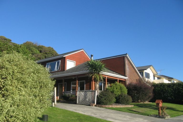 Photo of property in 33 Spyglass Lane, Whitby, Porirua, 5024