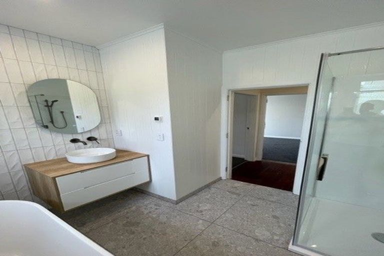 Photo of property in 27 Piko Crescent, Riccarton, Christchurch, 8041