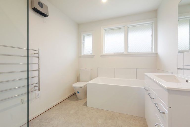 Photo of property in 1b Algidus Street, Sockburn, Christchurch, 8042