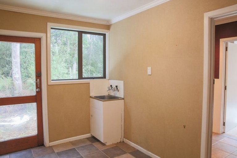 Photo of property in 26 Watt Road, Otatara, Invercargill, 9879