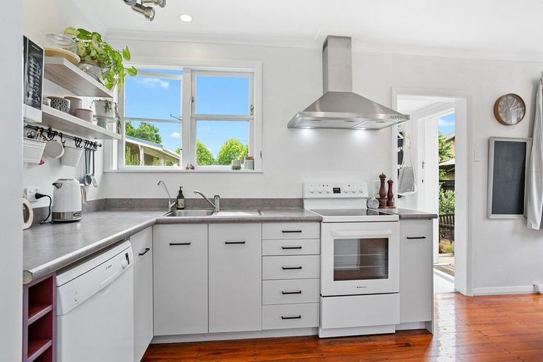 Photo of property in 8 Hurley Place, Cambridge, 3434