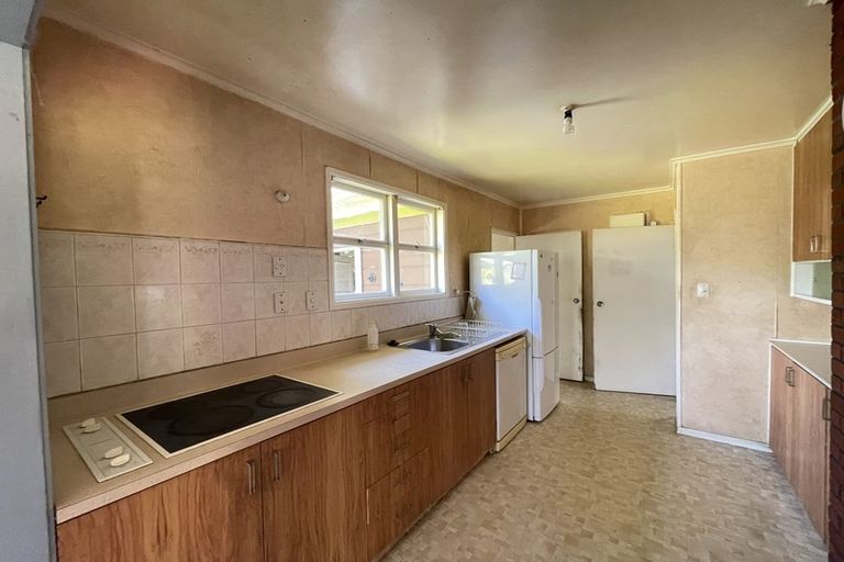 Photo of property in 305 Don Buck Road, Massey, Auckland, 0614