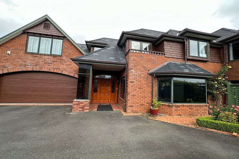 Photo of property in 16 Sherwood Street, Woburn, Lower Hutt, 5010