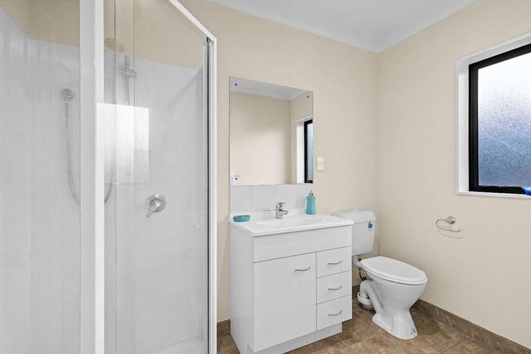 Photo of property in 20 Jury Place, Favona, Auckland, 2024