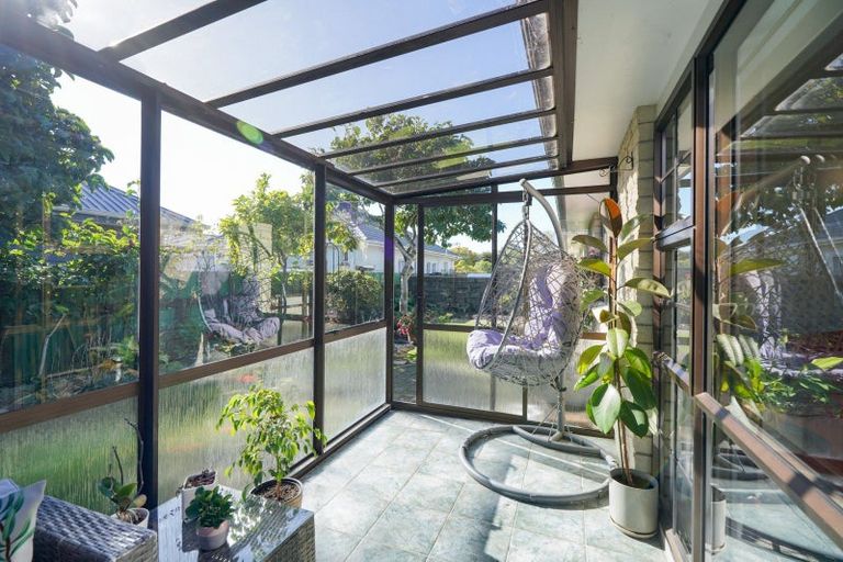 Photo of property in 92 Newcastle Street, Windsor, Invercargill, 9810