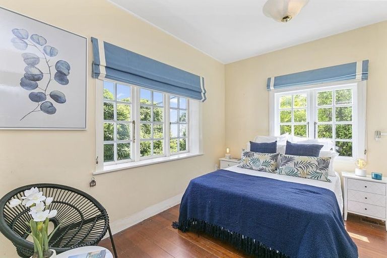 Photo of property in 97 Karori Road, Karori, Wellington, 6012