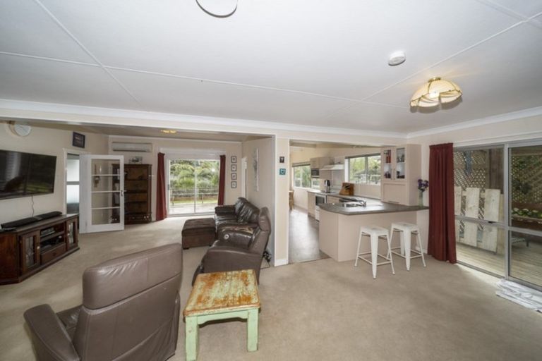Photo of property in 43 Waihi Road, Hawera, 4610