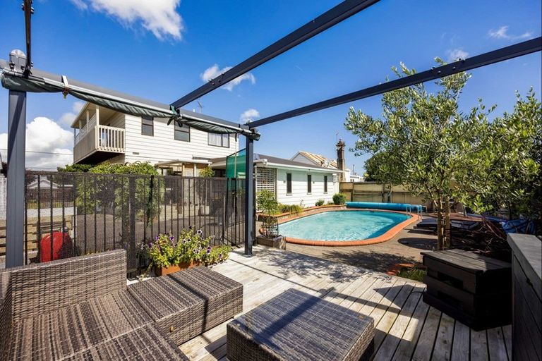 Photo of property in 7 Princes Street, Hawera, 4610