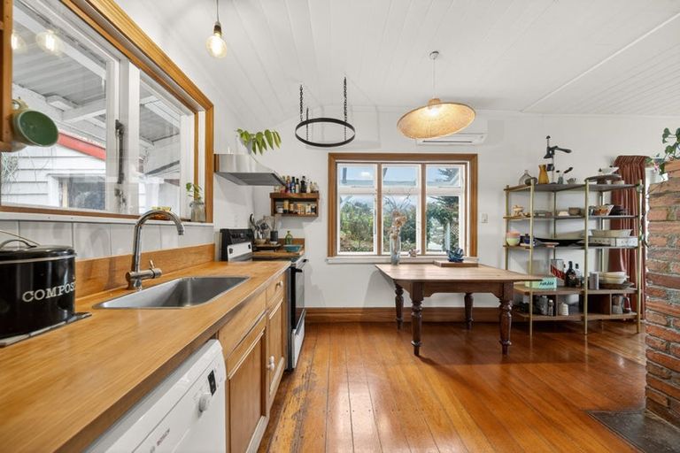 Photo of property in 34 Cressy Terrace, Lyttelton, 8082
