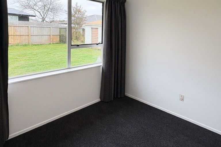 Photo of property in 14 Carteret Place, Aranui, Christchurch, 8061
