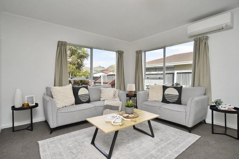 Photo of property in 2/10 Lane Street, Woolston, Christchurch, 8023